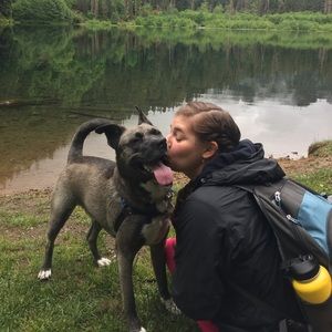 Meet your Posher, Rayna